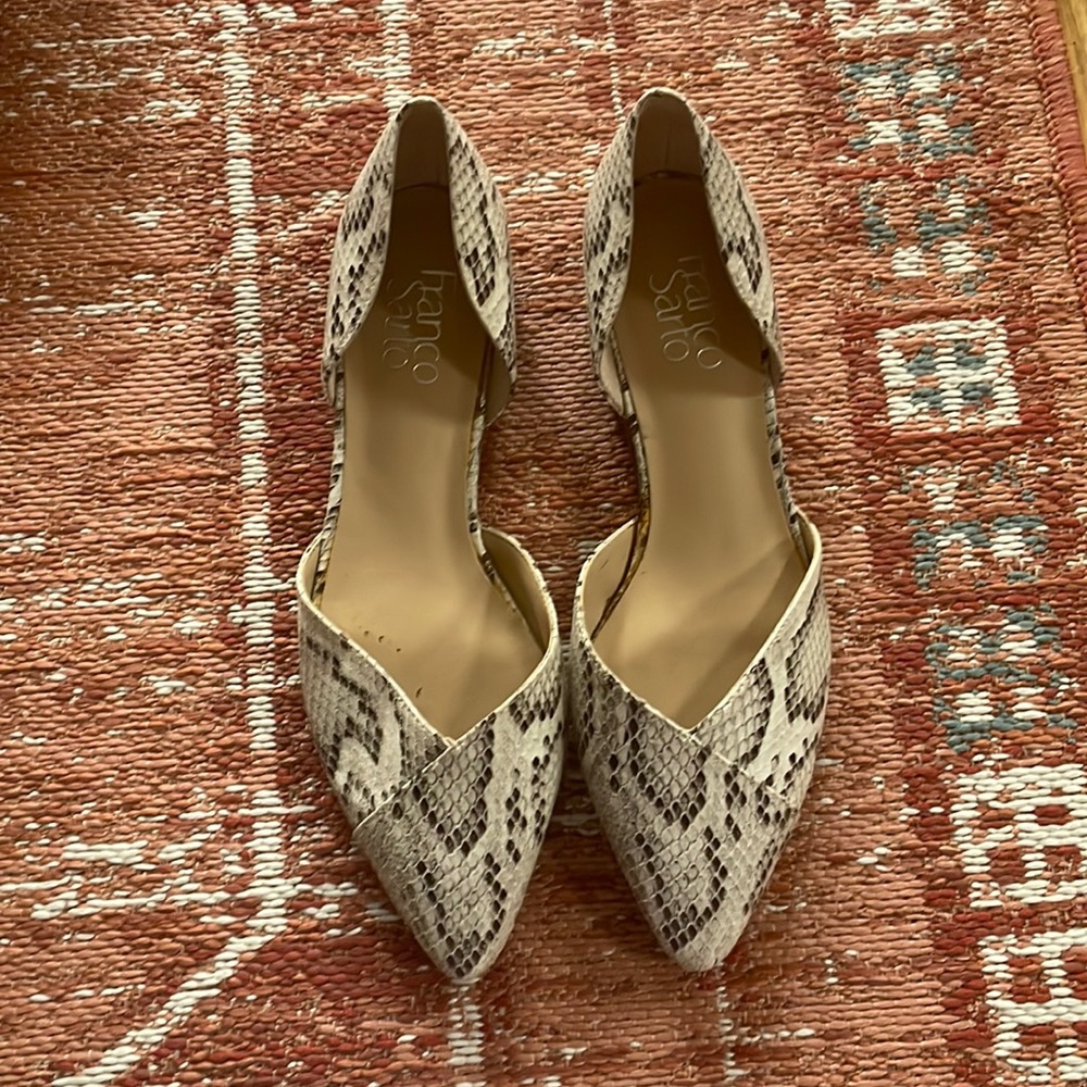 Franco Sarto pointed toe snake skin flats